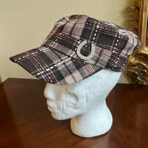 NWOT Leader brown  plaid newsboy cap , with crystal horseshoe detail